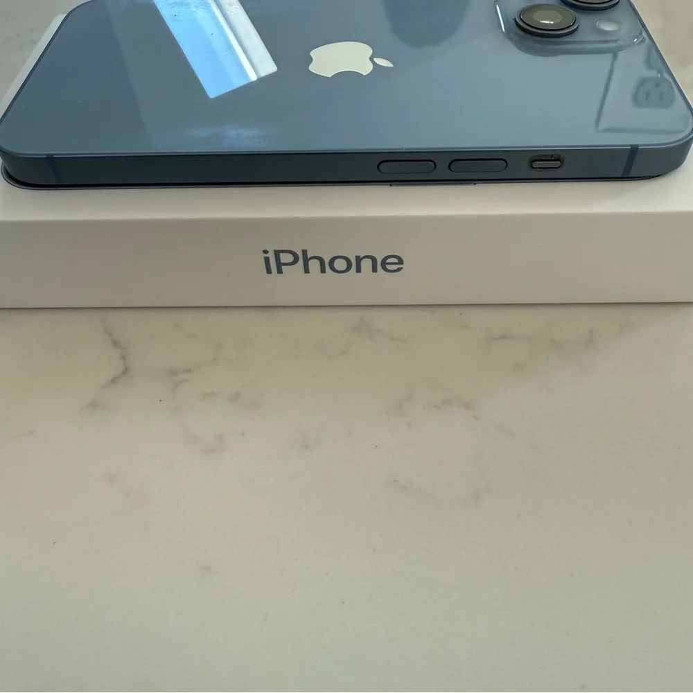 APPLE iPhone 14 Blue 128 GB